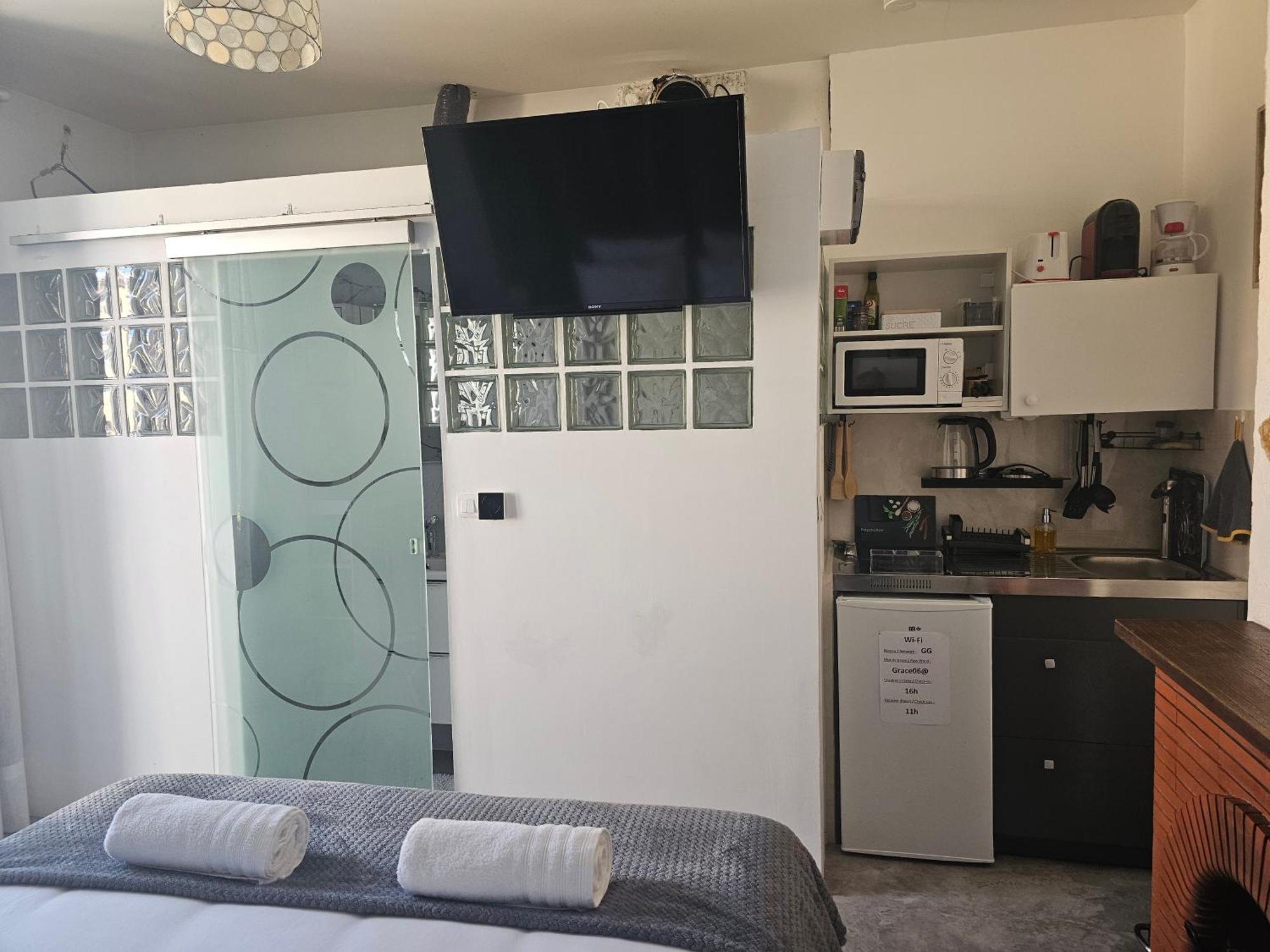 Studio 3 A La Trinite Proche De Nice 10 Mn, Monaco 15 Mn Et L'Italie 30 Mn Bagian luar foto